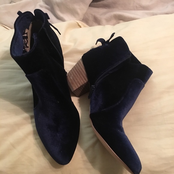 navy suede booties - Picture 1 of 2